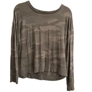 Splendid Size Small Camo Long Sleeve Lightweight Sweater